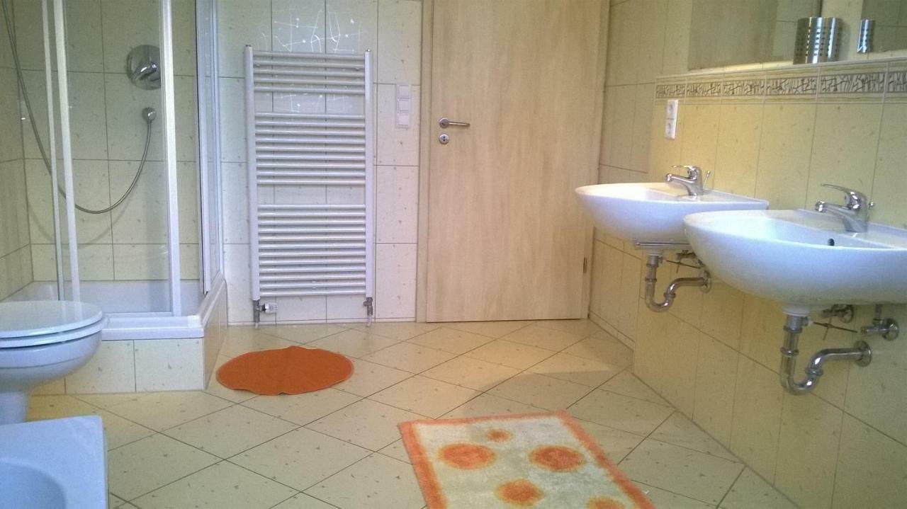 Ferienwohnung Am Bodensee Mit 3 Schlafzimmer Ueber 2 Etage Mit Kleine Balkon Bis 7 Personen Uberlingen Bagian luar foto