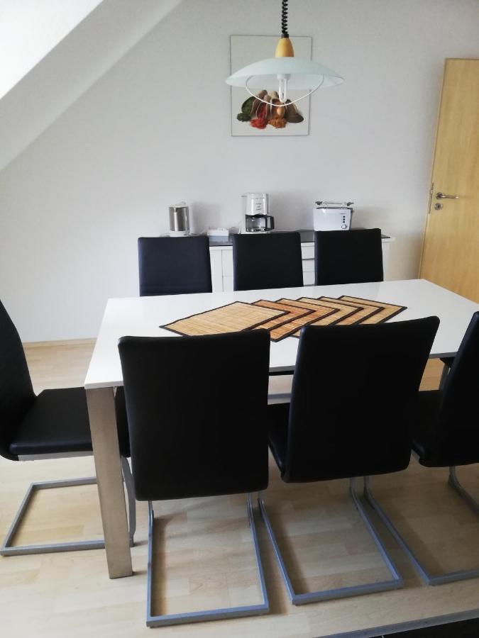 Ferienwohnung Am Bodensee Mit 3 Schlafzimmer Ueber 2 Etage Mit Kleine Balkon Bis 7 Personen Uberlingen Bagian luar foto